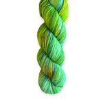 Yarn-Tree Frog-WOOLTRIBE